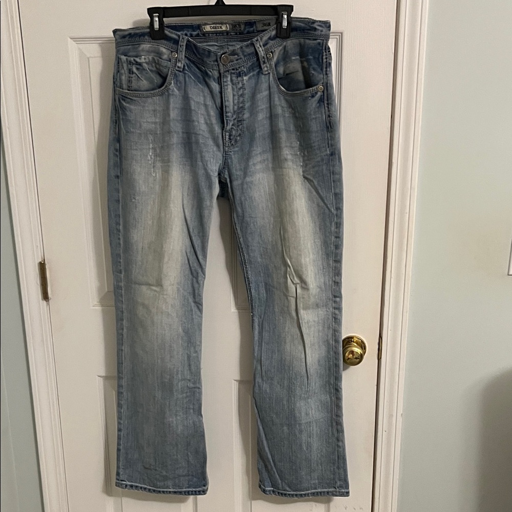 BKE Men's Light Blue Relaxed Jeans